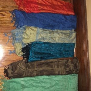 Pashmina scarves